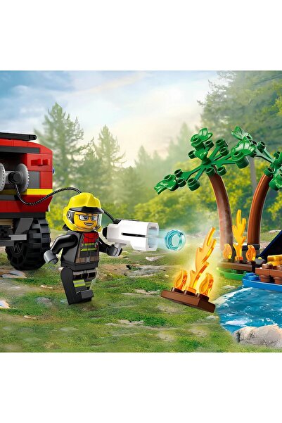 TOYFEST شاحنة City 4x4 - لعبة بناء مع قارب إنقاذ وقطع 60412