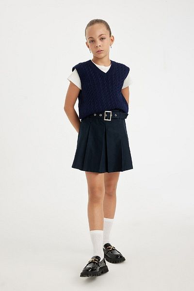 DeFacto Girl's Knitwear & Suveter - Shaped V-Neck Knit Pattern Standard Fit Basic