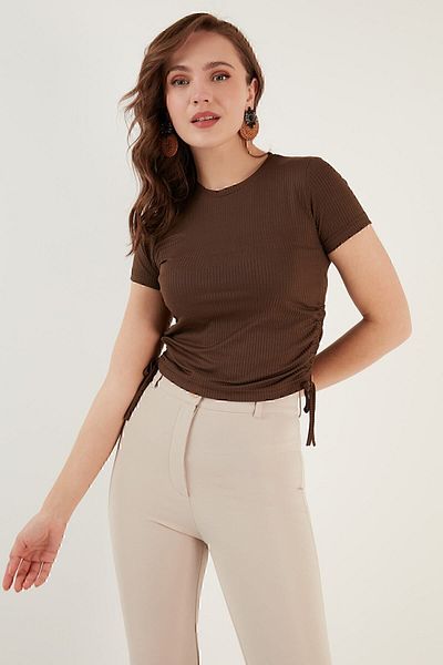 Lela Side Gathered Short Sleeve Crop Camisole Blouse Blouse 5864010