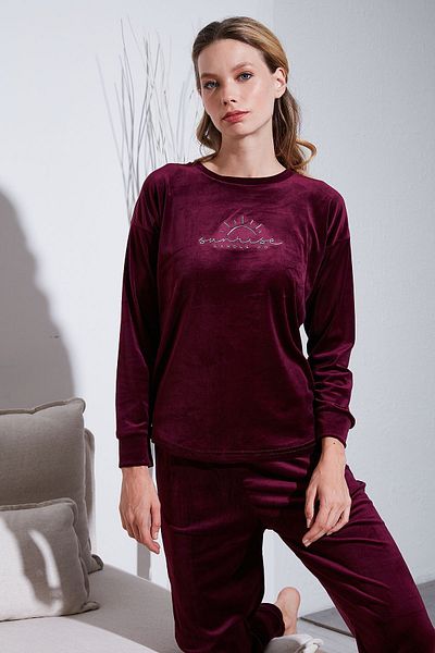 Lela Soft Velvet Crew Neck Pajama Set - Standard Fit Pajama Set 6094201