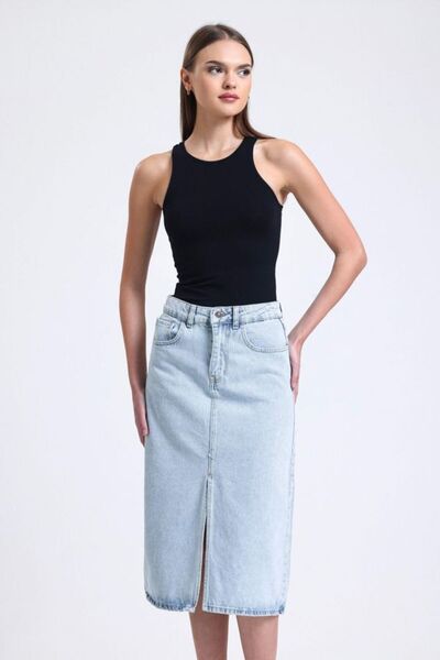 Hiccup Crew Neck Strap T-Shirt - Basic Model