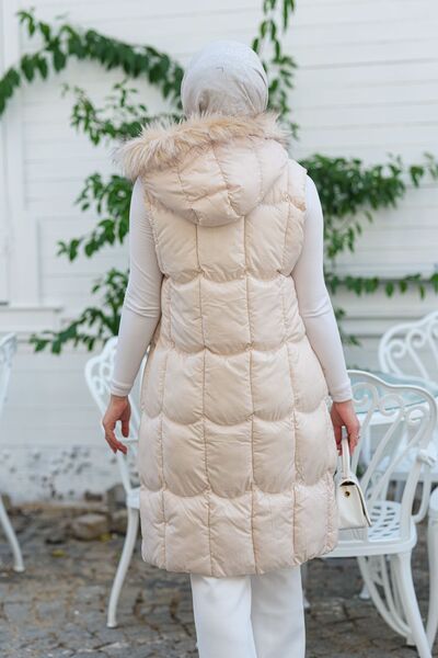 LOCCO Cream Hooded Puffer Vest