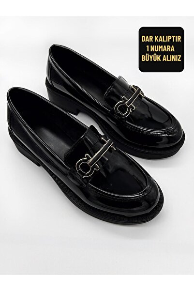 MAGGIO Черни дамски мокасини с висока подметка и катарами - Ежедневни обувки