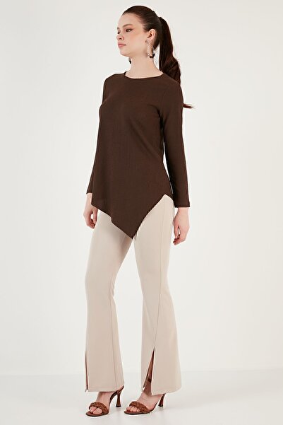 Lela Crew Neck Stretchy Textured Asymmetrical Blouse Blouse 5864971