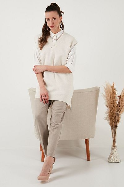 Lela Long V-neck Knitwear Sweater - Back 4616082 Y