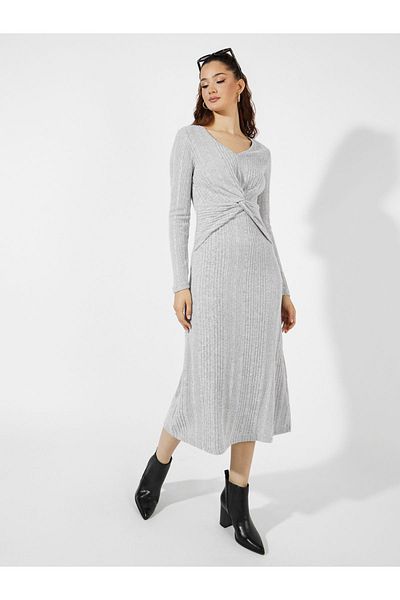 Styli Front Knot Detail Textured Knit A-Line Midi Dress