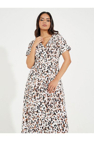 Styli Spot Sketch Print Collared A-Line Maxi Dress