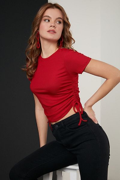 Lela Side Gathered Short Sleeve Crop Camisole Blouse Blouse 5864010