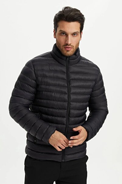 river green Schwarzer aufblasbarer Gel-Sportmantel für Herren mit wasserfeste...
