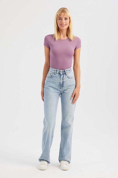 Hiccup Crop top cu mânecă scurtă, cu decolteu, cu spate încrucișat