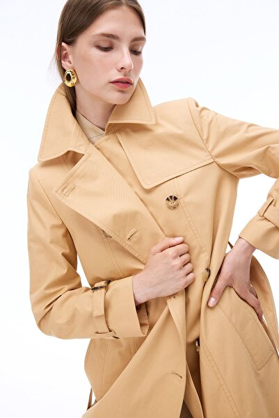 Perspective Below the Knee Talisman Color Trench Coat - Regular Fit and Fitted Sleeve Deveti