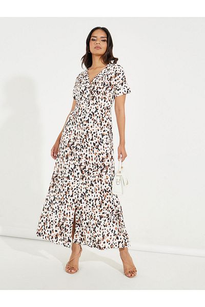 Styli Spot Sketch Print Collared A-Line Maxi Dress