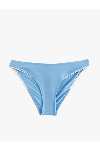 Koton Κοτόν ξ Σιμπιλ Κιτσίνκαγια - Βασικό μπικίνι με λεπτομέρεια κεντήματος στο κάτω μέρος και κανονική μέση