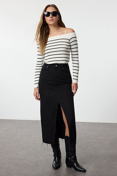 Trendyol Collection Ecru Royal Collar Striped Knitwear Sweater Twoaw25Kz00360