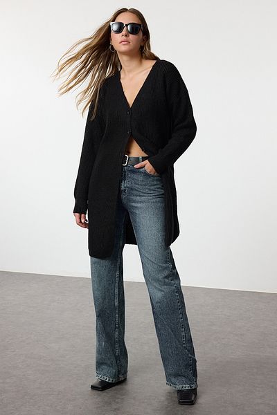 Trendyol Collection Długi czarny sweter kardigan - TWOAW25HI00089