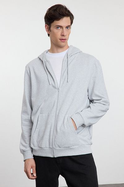 Trendyol Collection Graues Melange-Kapuzenpullover mit Reißverschluss – Regular Fit TMNAW25SW00114