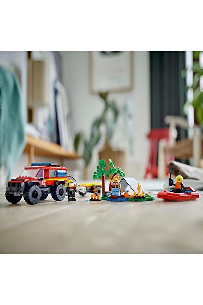 TOYFEST شاحنة City 4x4 - لعبة بناء مع قارب إنقاذ وقطع 60412