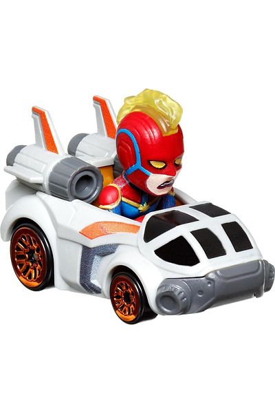 TOYFEST حزمة Racerverse 5 Super Heroes مع سيارة