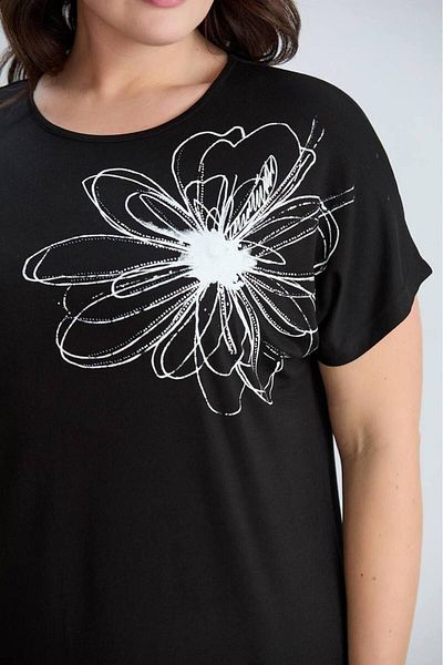FOR ESRA BIG TREND Ελαστική μπλούζα βισκόζης - στάμπα λουλουδιών στο στήθος, σκίσιμο στο πλάι, κοντό μανίκι
