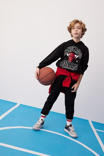 DeFacto Суичър с качулка Nba Chicago Bulls за момче B6815a824sp