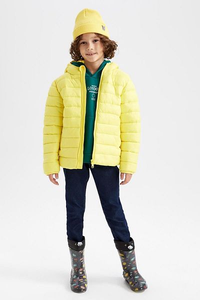 DeFacto Jungen – Wasserabweisender Basic-Daunenmantel mit Kapuze und Taschen Y4562a623sp