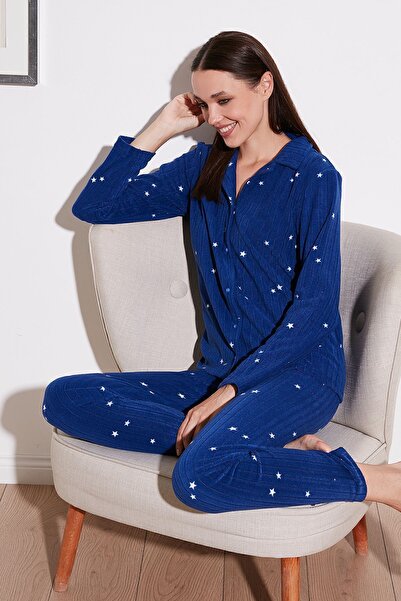 Lela Regular Fit Gömlek Yaka Önden Düğmeli Polar Pijama Takımı  PİJAMA TAKIMI...