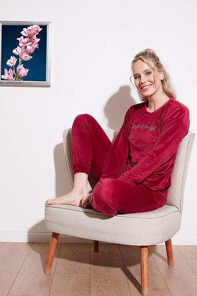 Lela Regular Fit Soft Textured Velvet Pajama Set PAJAMA SET 6094200