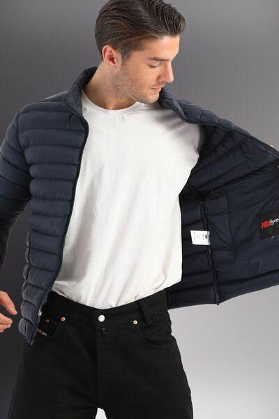 D1fference Men's Navy Blue Water Resistant Inflatable Gel Fiber Filled Sports Jacket