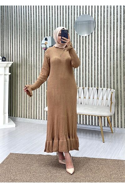 Moda Krash Рокля с оребрена плетка - с волан