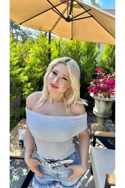 Butik Wrinkled Madonna Collar Crop Blouse