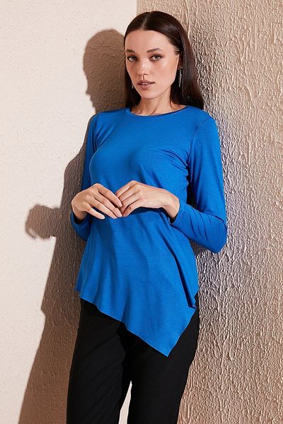 Lela Asymmetrical Cut Crew Neck Blouse BLOUSE 5863545