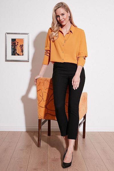 Lela Comfortable Cut Long Back Shirt SHIRT 6118728