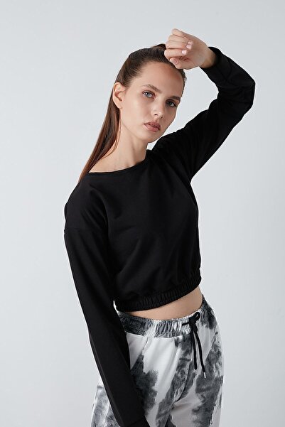 Lela Women's Black Crew Neck Elastic Waist Crop Knitted Sweatshirt