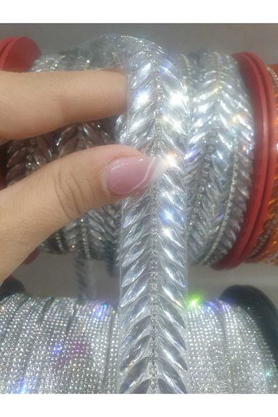 ESRA ŞELEM Iron-On Shuttle Jewelled Decorative Strip Applique Accessory Hobby Clothing Accessory