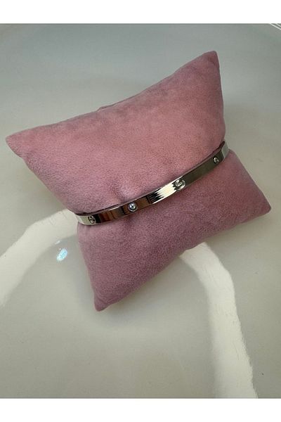 CT STONES . Model Stone Handcuff Bracelet