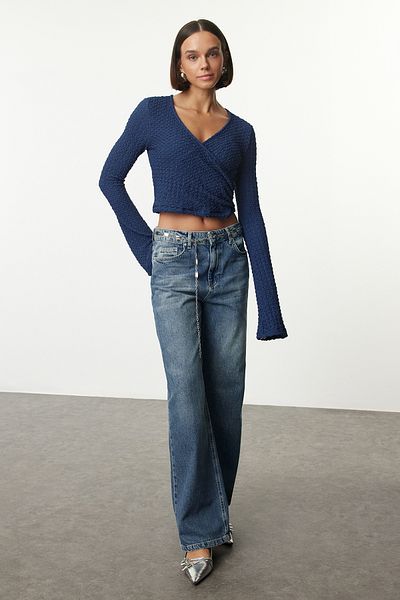 Trendyol Collection Σκούρο Indigo Premium ανάγλυφο ύφασμα - Πλεκτή μπλούζα με διπλό στήθος γιακά TWOAW24BZ00088