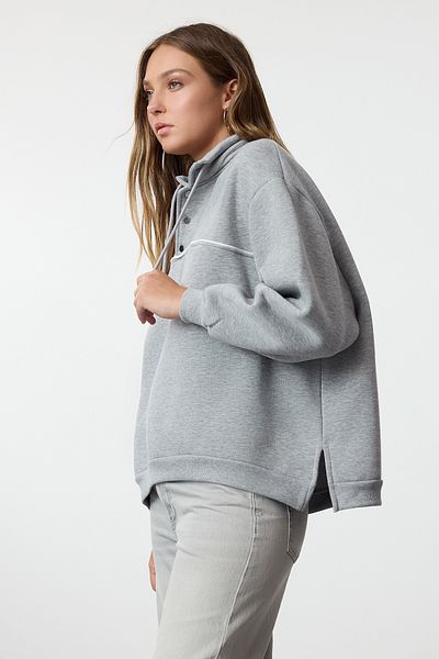 Trendyol Collection Fleecová šedá mikina Melange Oversize – silná vnitřní se zapínáním na patentky Twoaw25sw00205