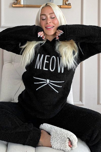 Pijamaevi Fekete Miau mintás full plüss pizsama szett