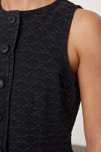 Trendyol Collection Jacquard Black Denim Vest - Fitted, Twoaw25Ye00090