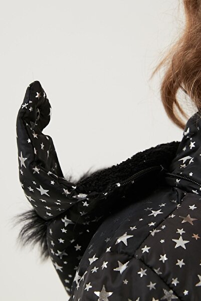 Lela Faux Fur Collar Star Pattern Removable Hooded Plush Lined Winter Coat Girls' M