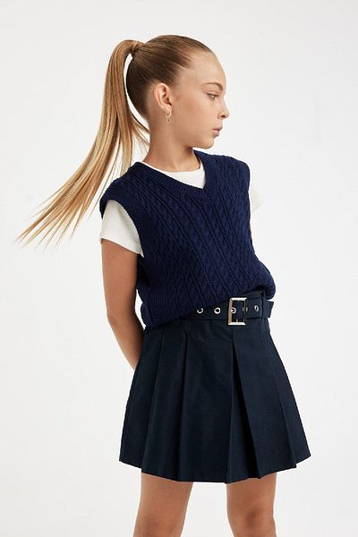 DeFacto Girl's Knitwear & Suveter - Shaped V-Neck Knit Pattern Standard Fit Basic