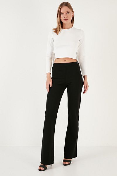 Lela Slim Fit Crew Neck Side Chain Crop Μπλούζα BLUZ 5865398