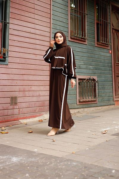 MARQUANT Καφέ Ferace με Λευκή Ρίγα - Ποδηλατική Κοστούμι Hijab