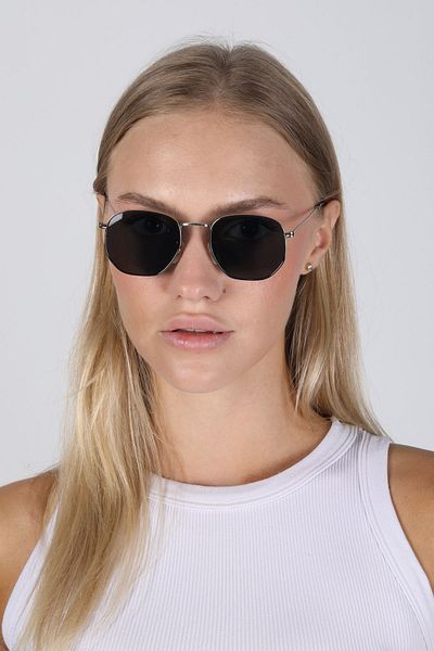 TomyHelf Unisex Black Polarized Glass - Pentagonal Silver Frame Sunglasses
