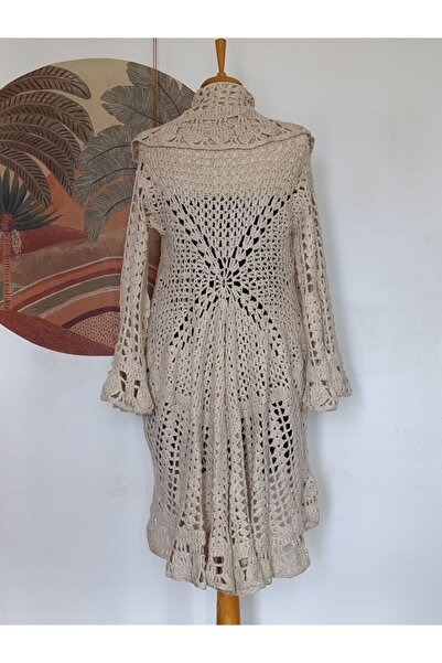 Hippybutik Bej Taş Rengi Yün Tığ Dokuma Volanlı El İşi Tasarım Dantel Hırka