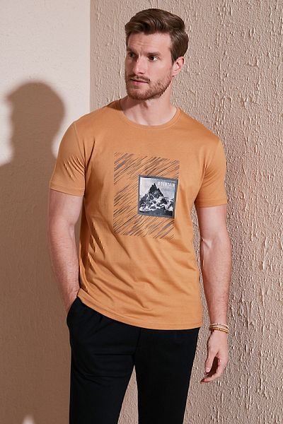Buratti Tricou bărbătesc din bumbac slim fit cu decolteu - 646R8320