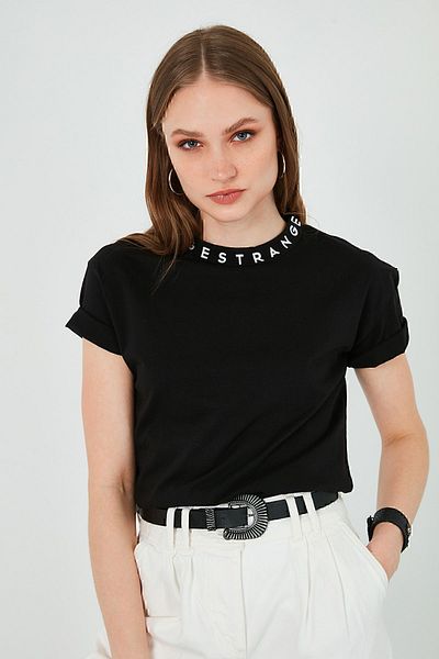 Lela Printed Collar Crew Neck Basic Knitted T-Shirt5864054