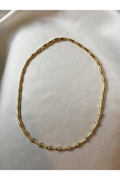 Celinette Co قلادة سيريناي ليلى مرصعة بالأحجار - قلادة من الفولاذ الذهبي المق...