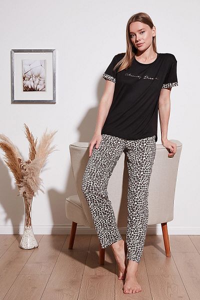 Lela Σετ πιτζάμες με λαιμόκοψη με μαλακή υφή Bamboo Blended Σετ πιτζάμες 6097605