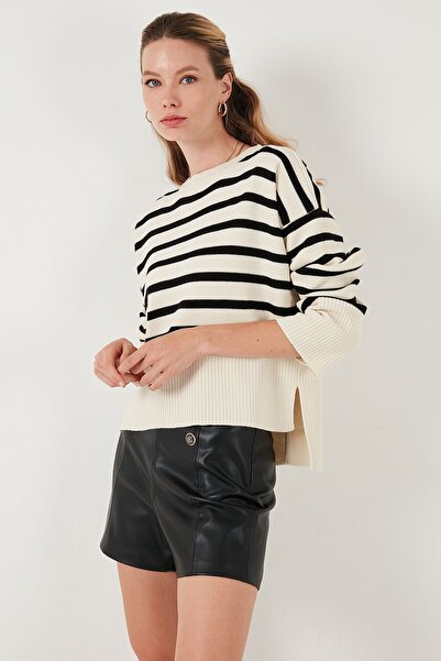 Lela Pulover lung cu dungi relaxate - Pulover scurt în față și în spate lung 4616174